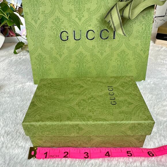 Gucci Gift Box, Dust Bag and Shopping Bag Set - Picture 4 of 9